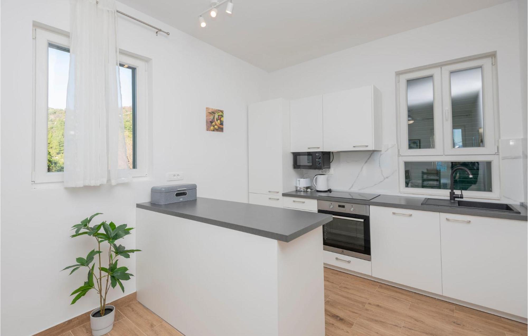 Nice Apartment In Podaca With Wi-Fi Exterior foto