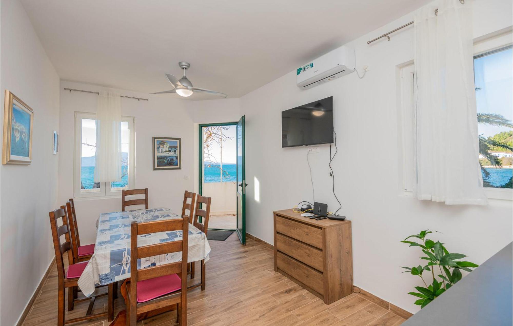 Nice Apartment In Podaca With Wi-Fi Exterior foto