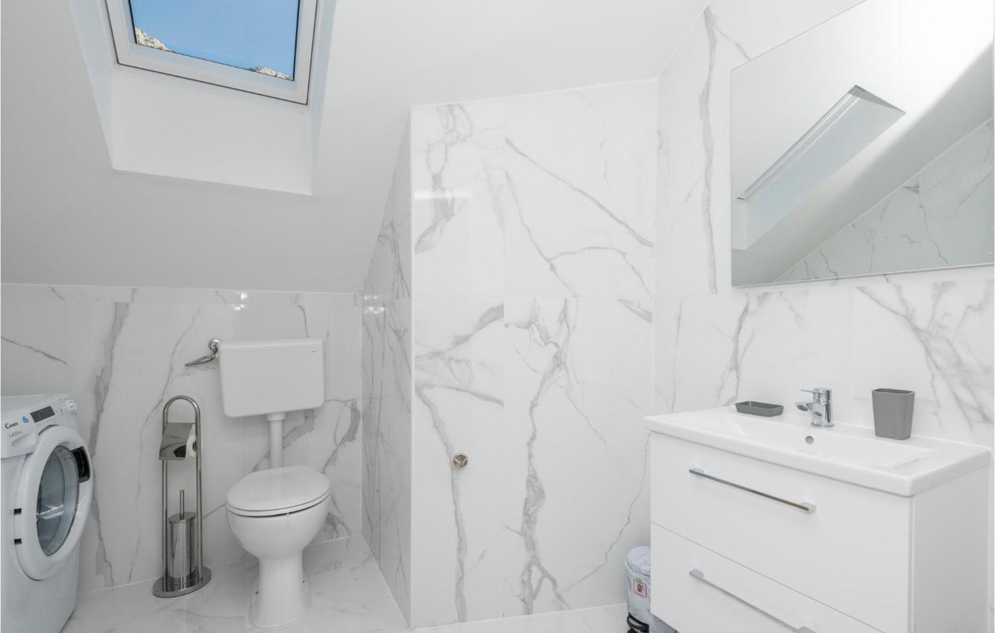 Nice Apartment In Podaca With Wi-Fi Exterior foto